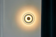 画像をギャラリービューアに読み込む, BLOSSI WALL / CEILING