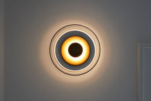 画像をギャラリービューアに読み込む, BLOSSI WALL / CEILING