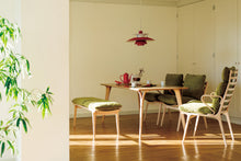 画像をギャラリービューアに読み込む, DAN DINING TABLE