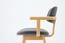 画像をギャラリービューアに読み込む, MARU ARM CHAIR