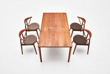 画像をギャラリービューアに読み込む, MAST CHAIR　CB60model
