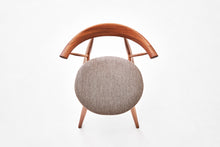 画像をギャラリービューアに読み込む, MAST CHAIR　CB60model
